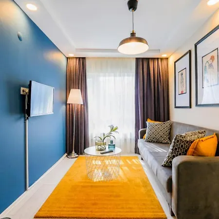 Excellent Flat Near Hadrian's Gate *
