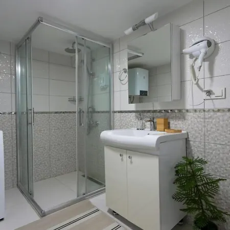 Excellent Flat Near Hadrian's Gate * Antalya