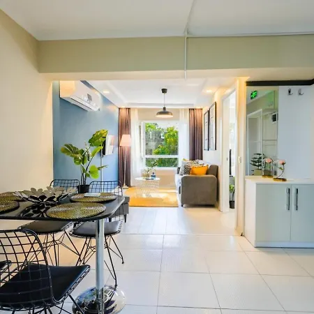 Excellent Flat Near Hadrian's Gate *
