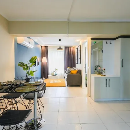 Excellent Flat Near Hadrian's Gate Apartment *