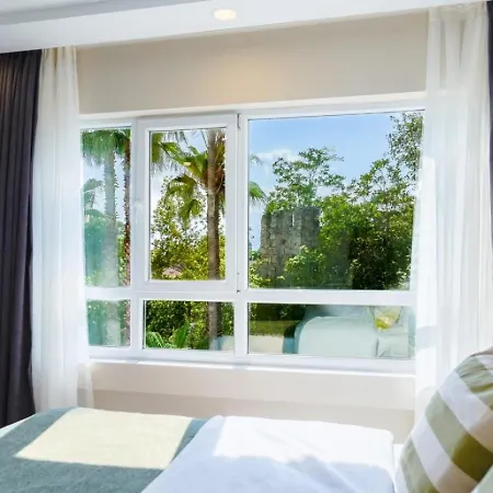 Apartment Excellent Flat Near Hadrian's Gate Antalya